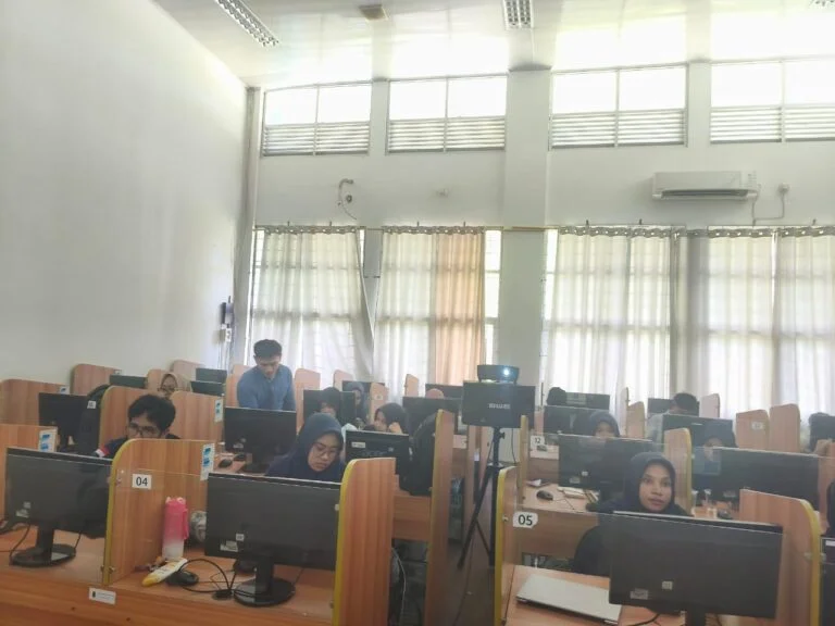 Jurusan Manajemen Informatika Polinef Bekali 69 Mahasiswa Kompetensi Network Administrator Jelang Uji Sertifikasi